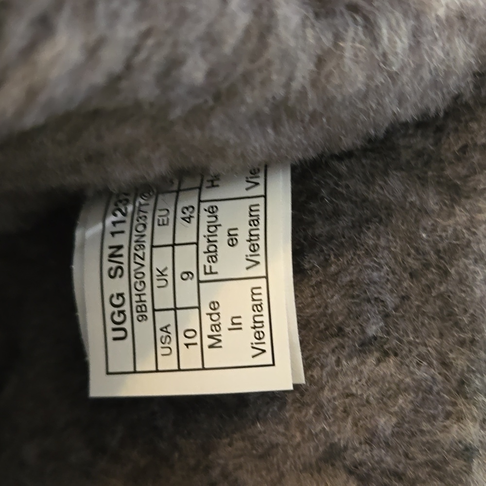 NWOT Mens black, grays and white slide slippers Sz 10 🩴 - Picture 5 of 7